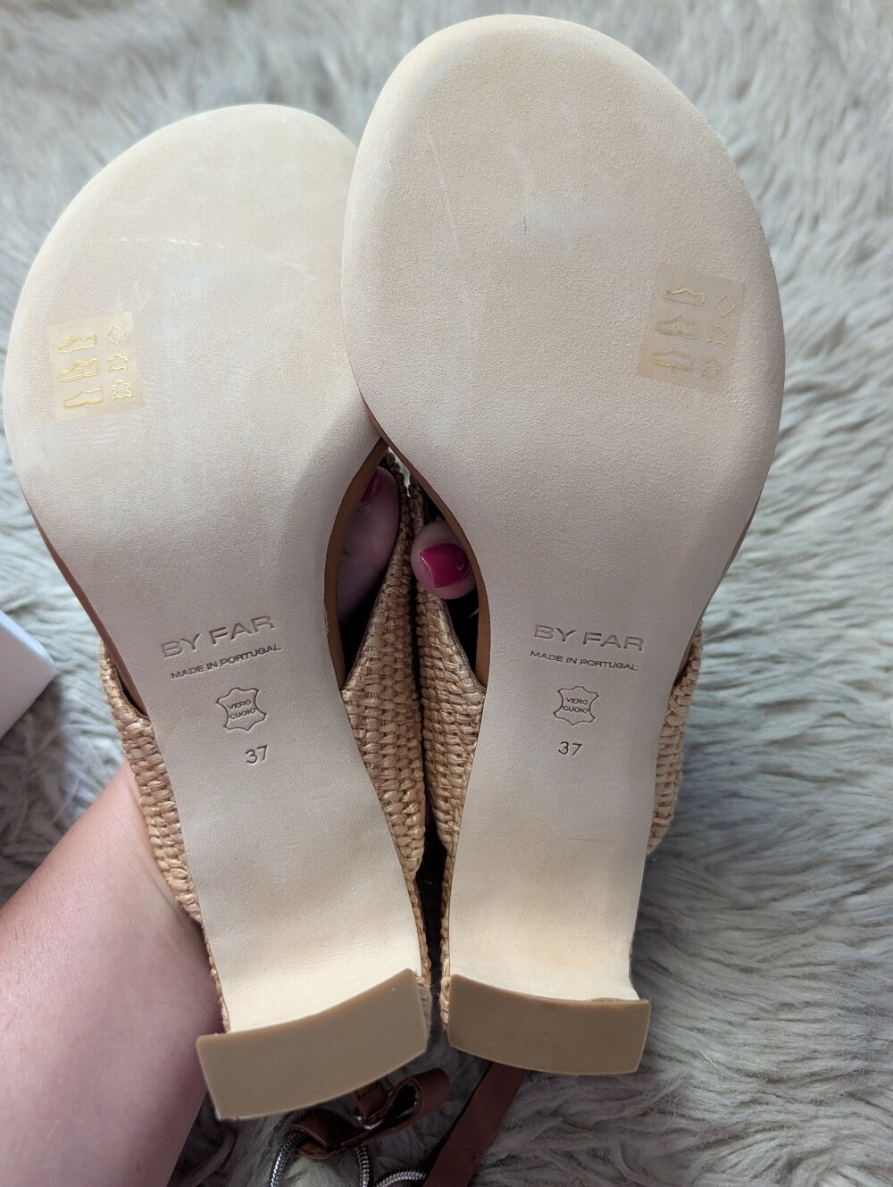 NWT BY FAR Dasha Raffia Heel Sandal in Natural - Picture 14 of 16